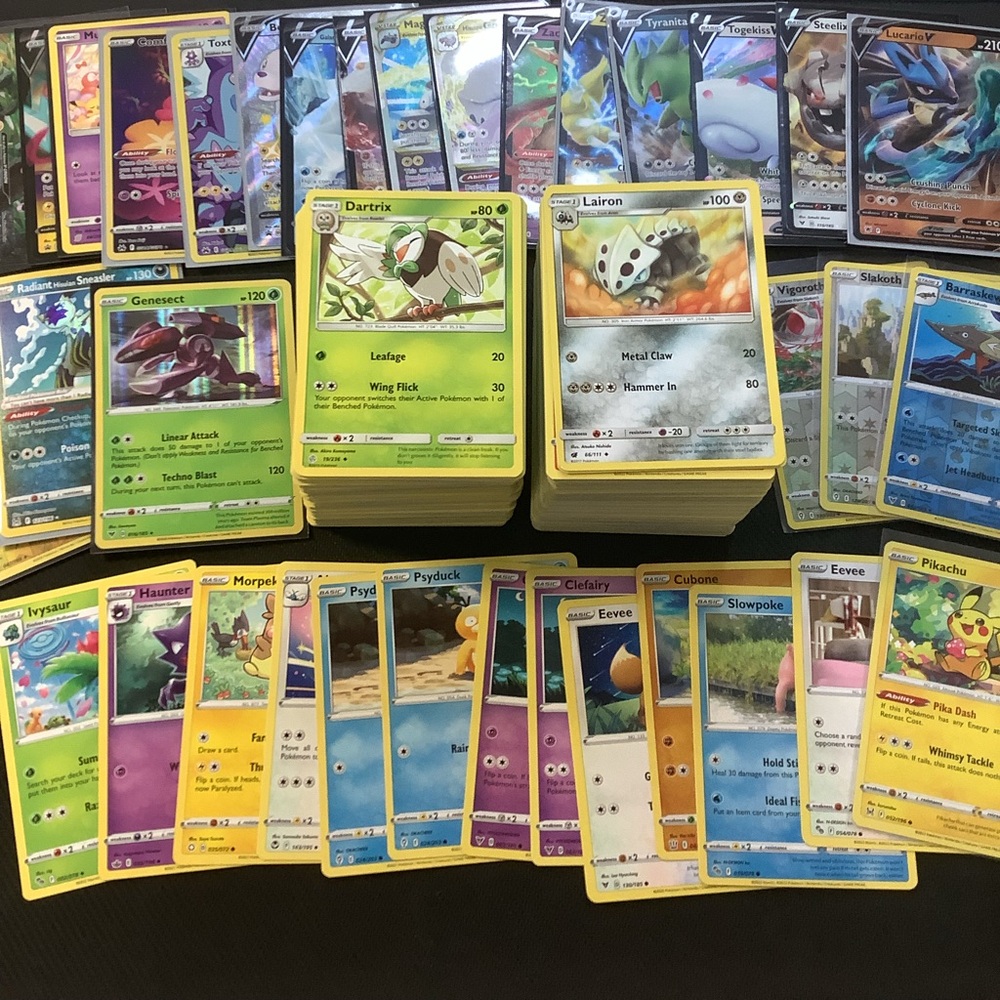 400 Assorted Pokémon Sword & Shield Trading Card Lot Includes V VSTAR Holofoil